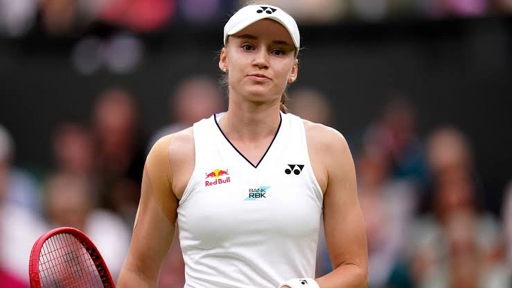 Elena Rybakina Opens US Open Campaign With Convincing Win as World No. 1 Race Heats Up